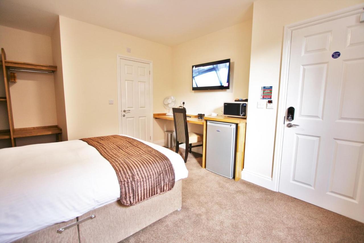 New County Hotel & Serviced Apartments By Roomsbooked Gloucester Exterior foto