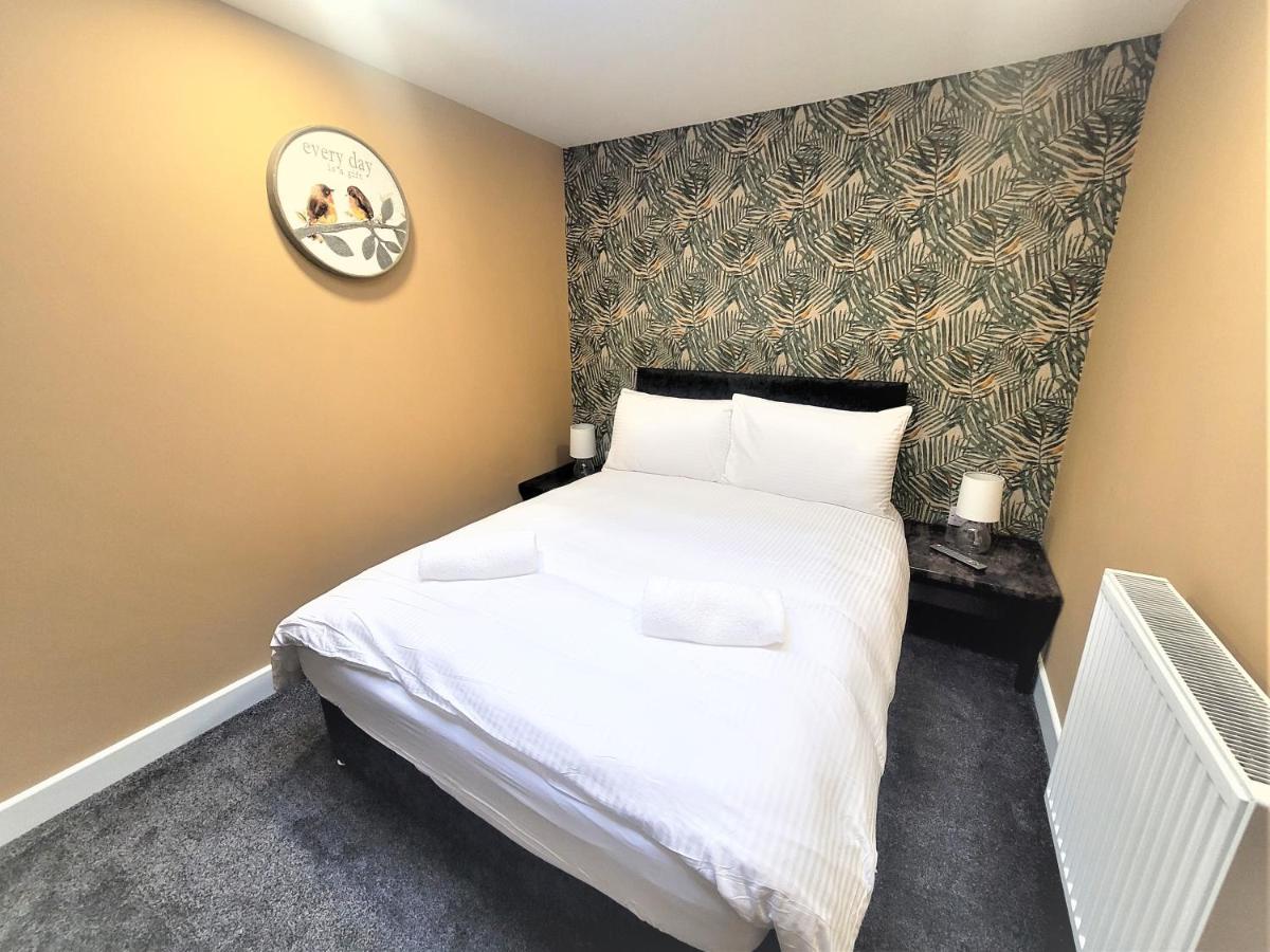 New County Hotel & Serviced Apartments By Roomsbooked Gloucester Exterior foto